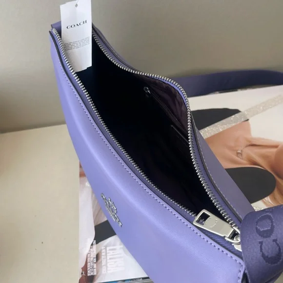(new+tag) Coach smooth leather shoulder bag/ crossbody halfmoon violet